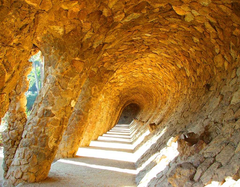 barcelona, güell parkı, gezilecek yerler, arkadlar