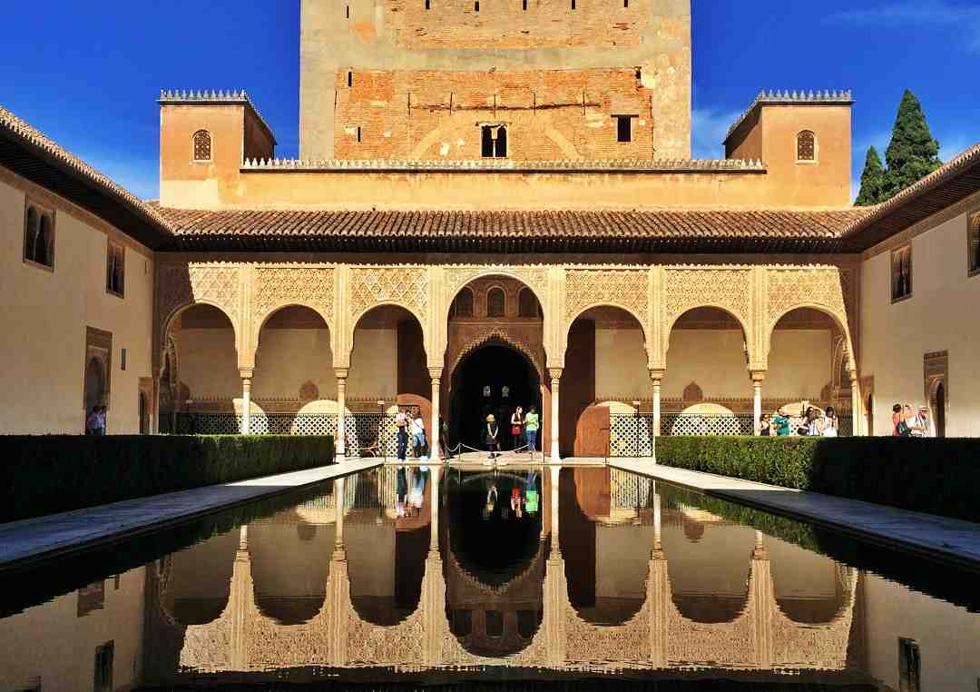 rezervare pentru a cumpăra bilet de intrare pentru palatul alhambra din Granada