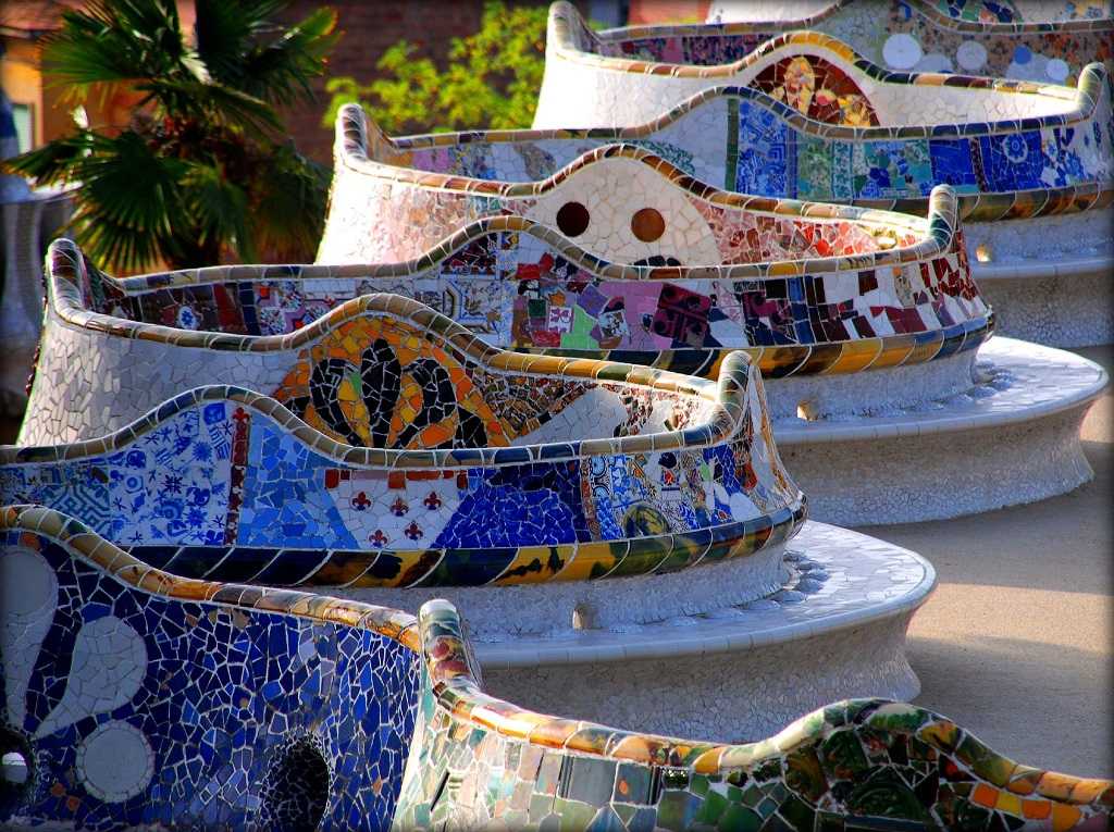 Barcelona, Park Güell, Dünyanın en büyük oturma bankı, bank, güel parkı