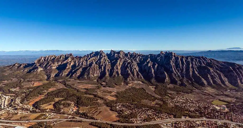 Monserrat Dağı