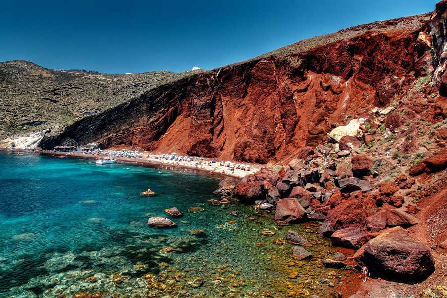 red beach santorini