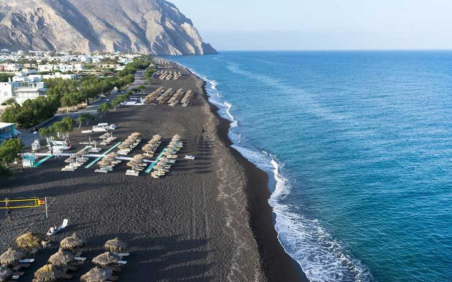 santorini perissa plajı